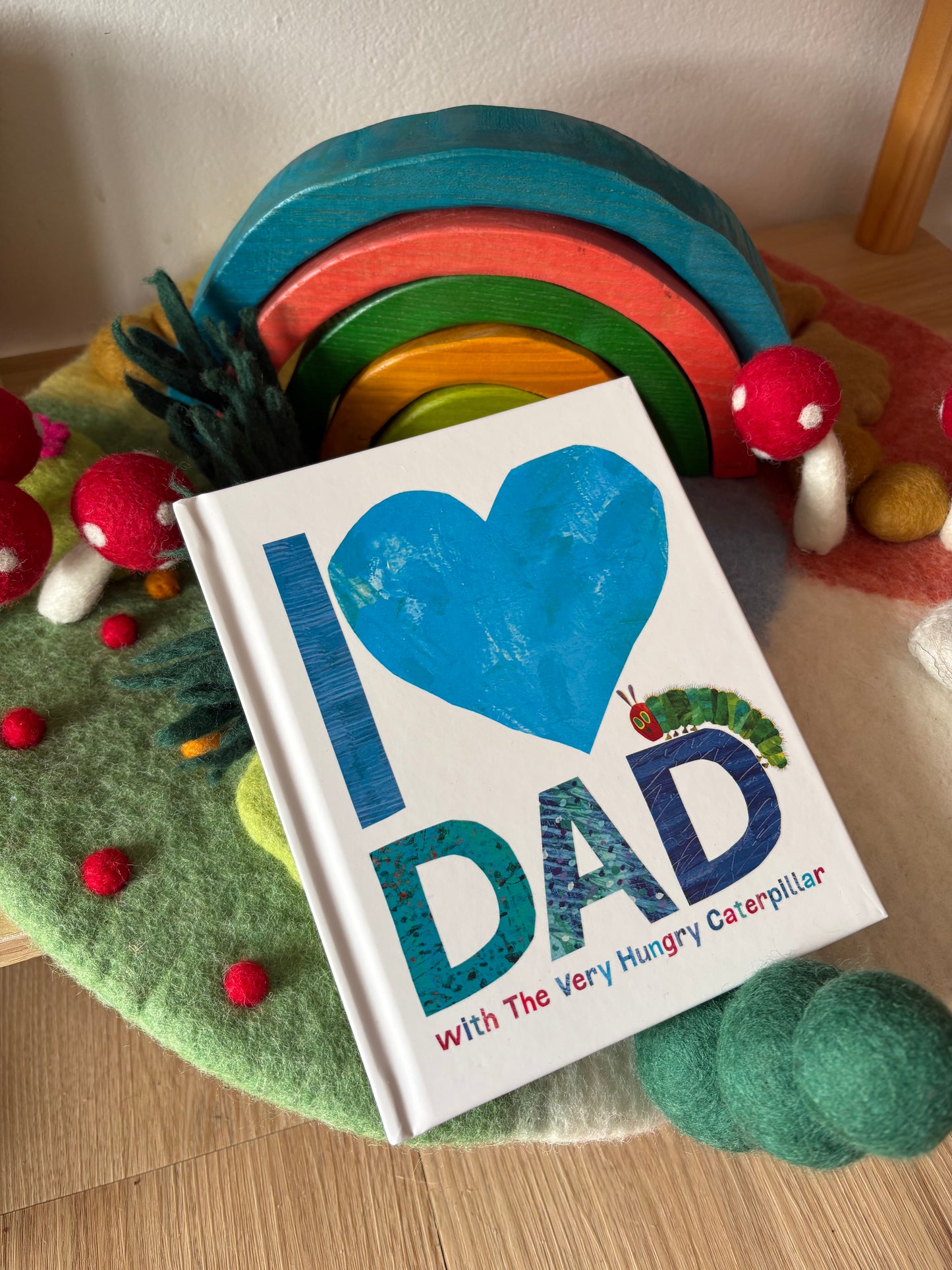 I Love Dad With The Very Hungry Caterpillar by Eric Carle (Hard Back)