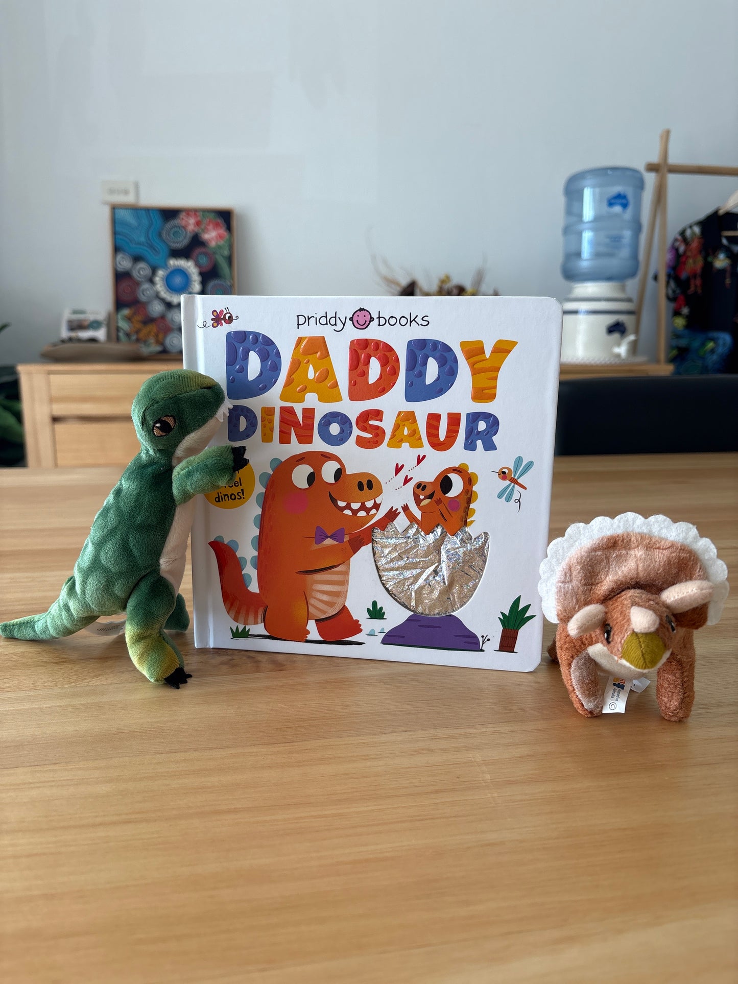 Daddy Dinosaur - Priddy Books, Illustrated by Edita Hajdu
