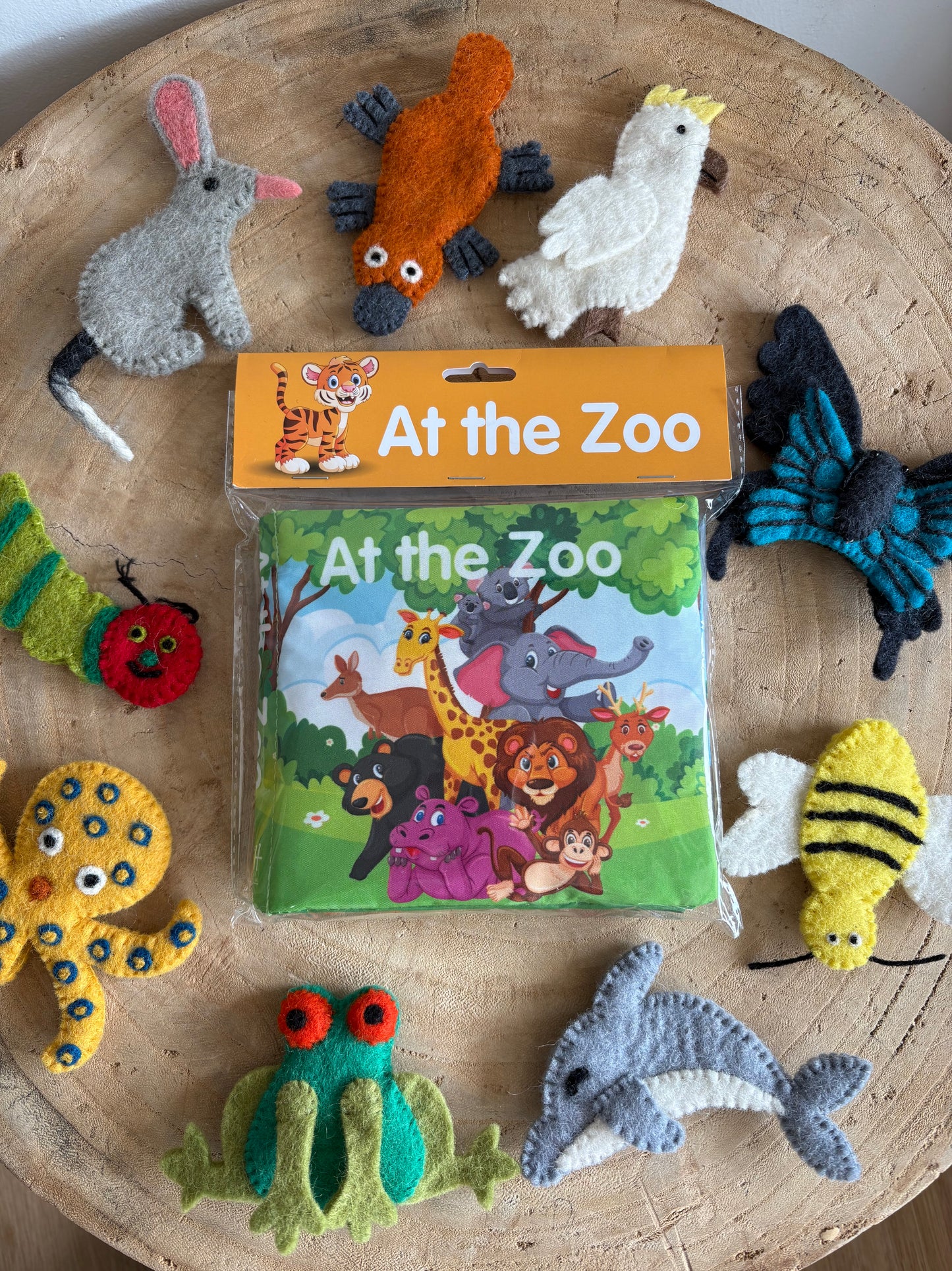 At The Zoo by New Holland Publishers (Cloth Book)