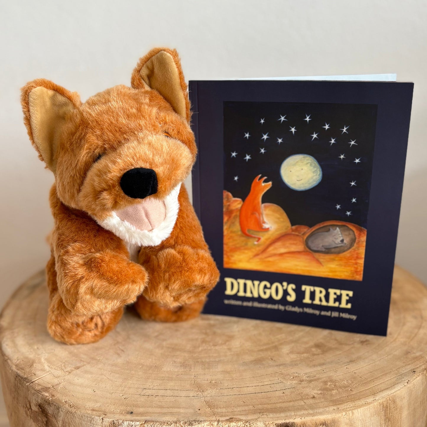 Dingo's Tree by Gladys Milroy & Jill Milroy (Paper Back)