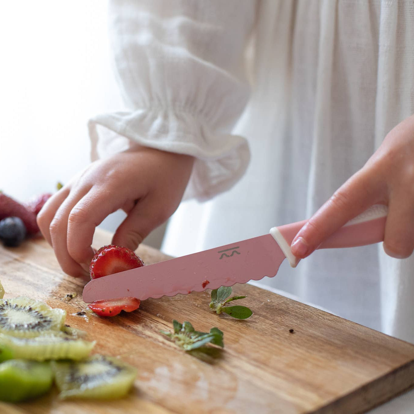 KiddiKutter Child Safe Knife Blush Pink