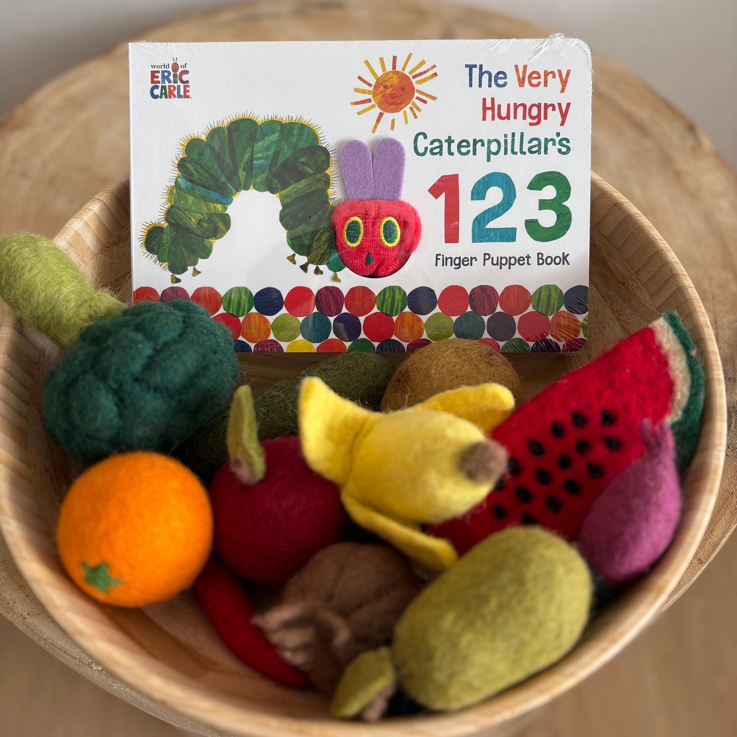 The Very Hungry Caterpillar by Eric Carle (Finger Puppet Board Book)
