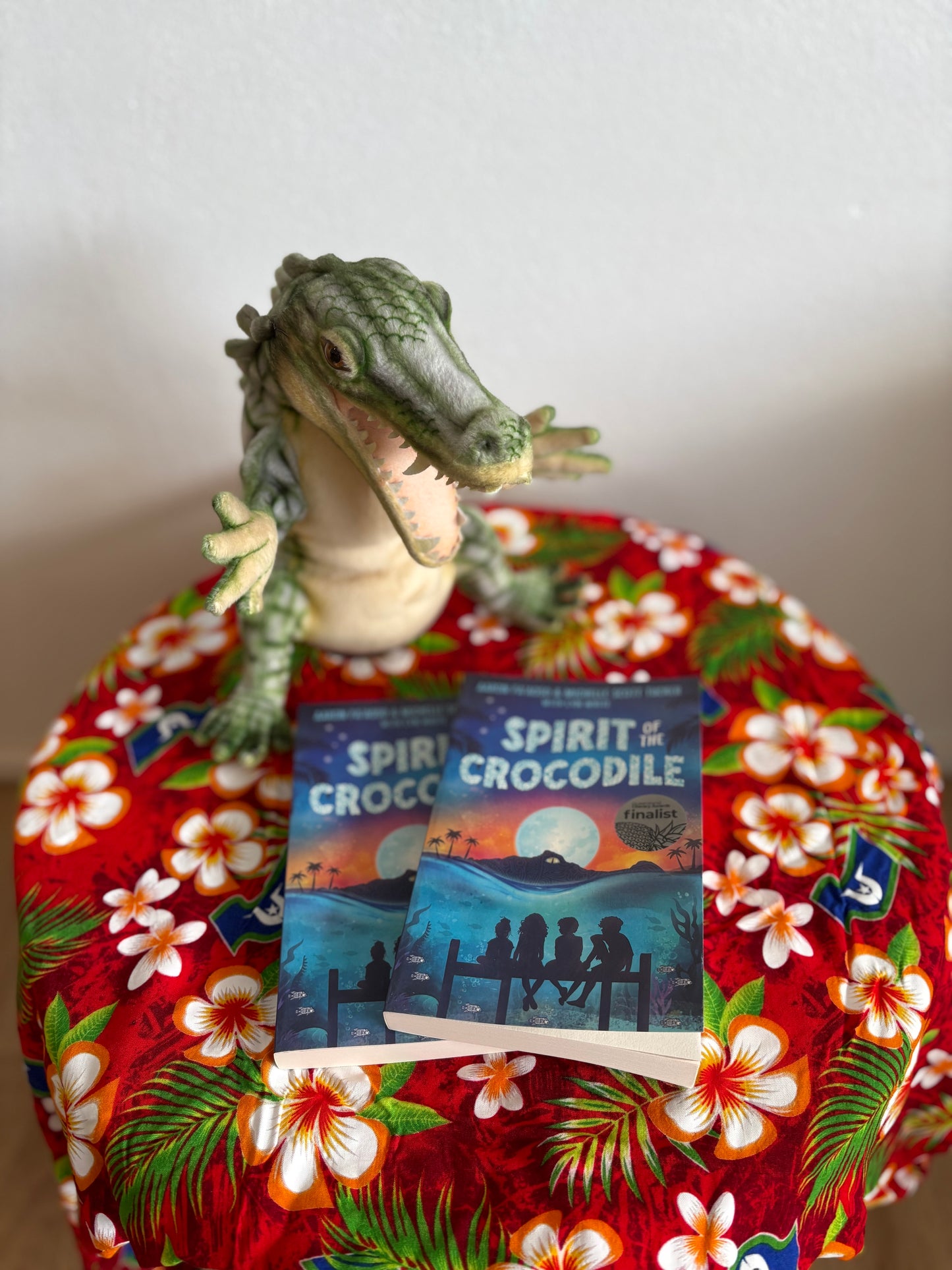 Spirit of the Crocodile by Aaron Fa'Aoso & Michelle Scott Tucker (Paper Back)