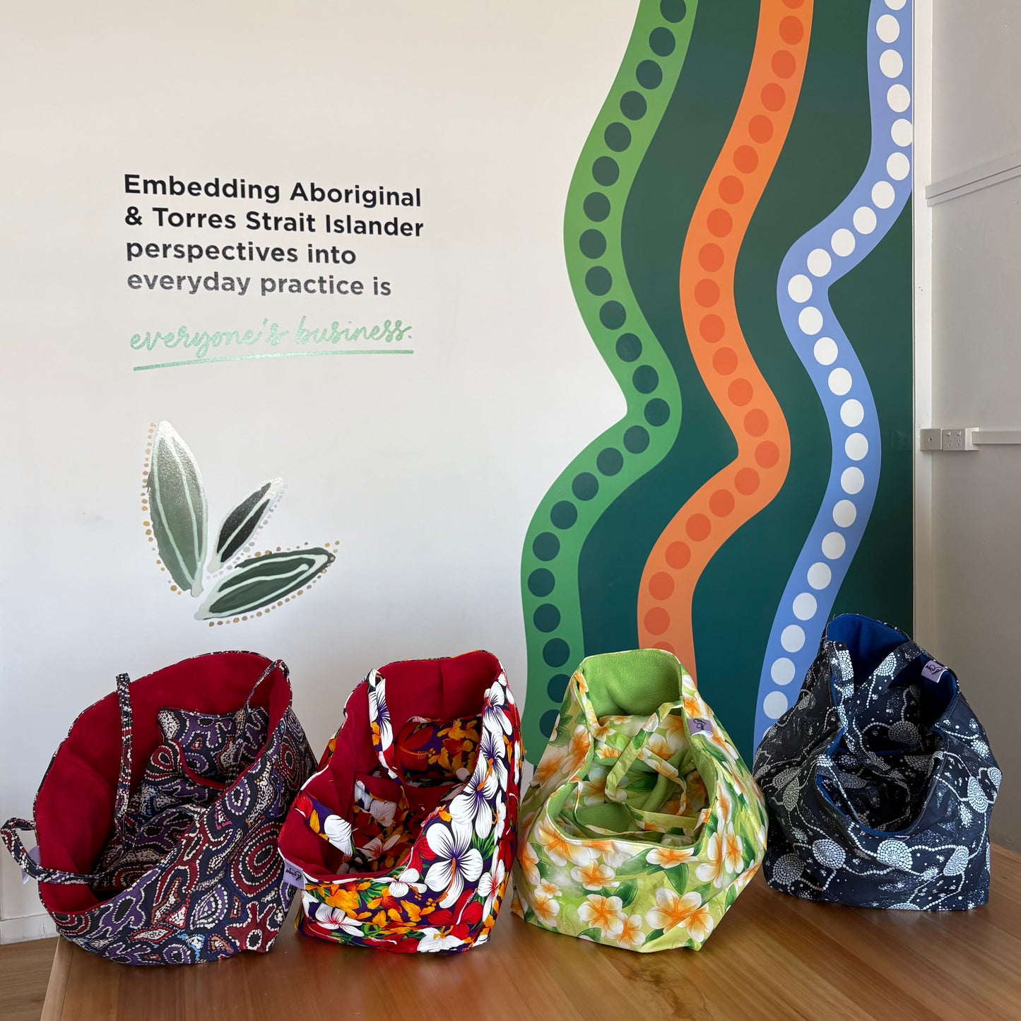 Carry Bag Set (Red Design)