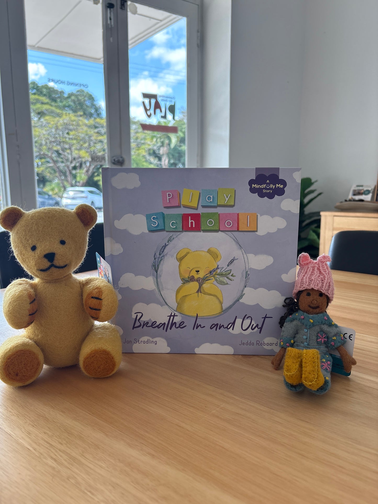Play School - Breathe In and Out - Jan Stradling & Jedda Robaard