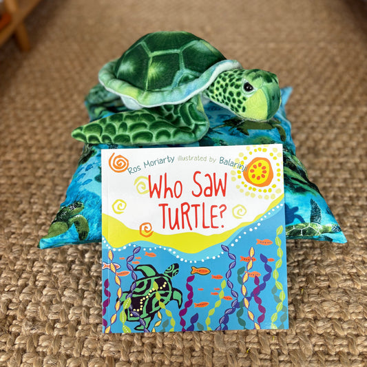 Who Saw Turtle? by Ros Moriarty (Paper Back)