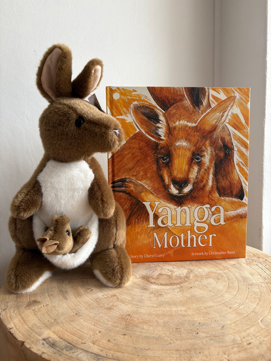 Yanga Mother by Cheryl Leavy (Hard Back)