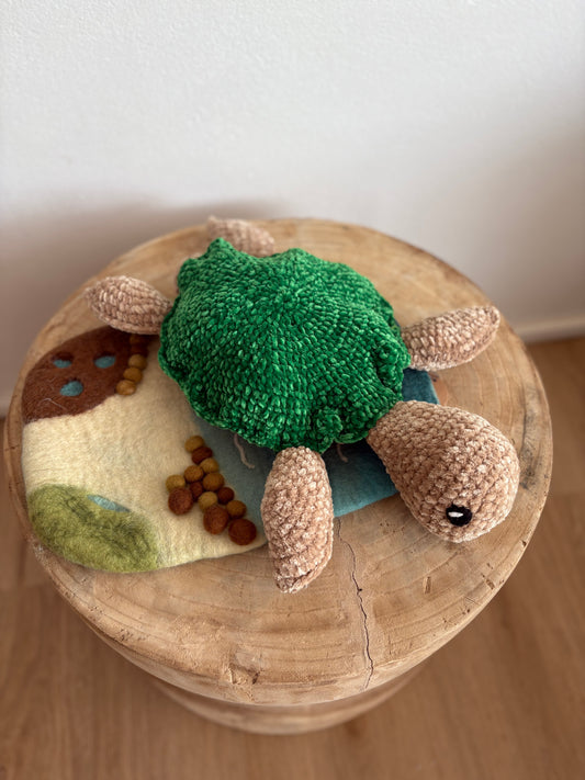 Crochet Turtle Memory Game (Medium Dark Green)