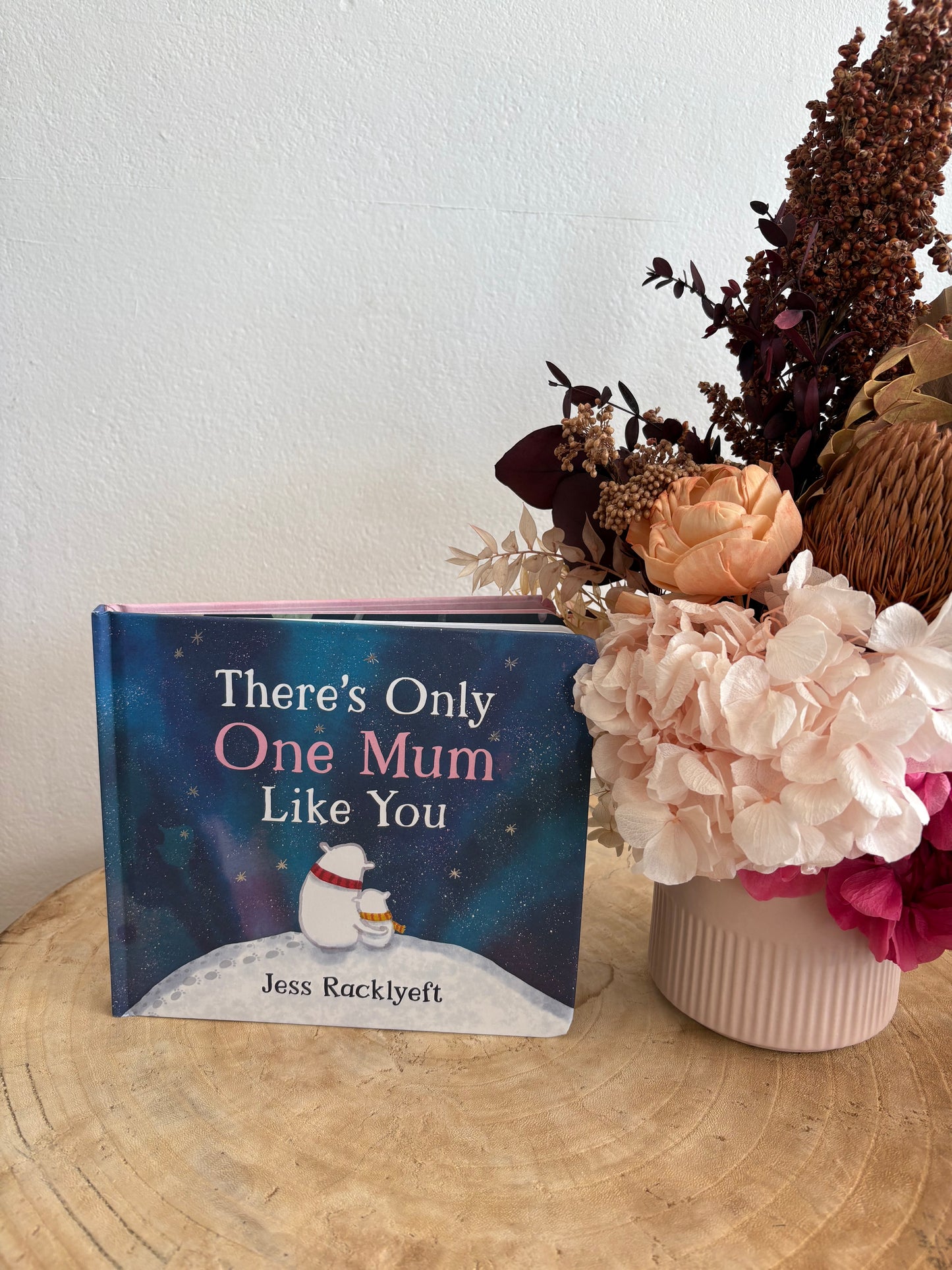 There's Only One Mum Like You by Jess Racklyeft (Hard Back)