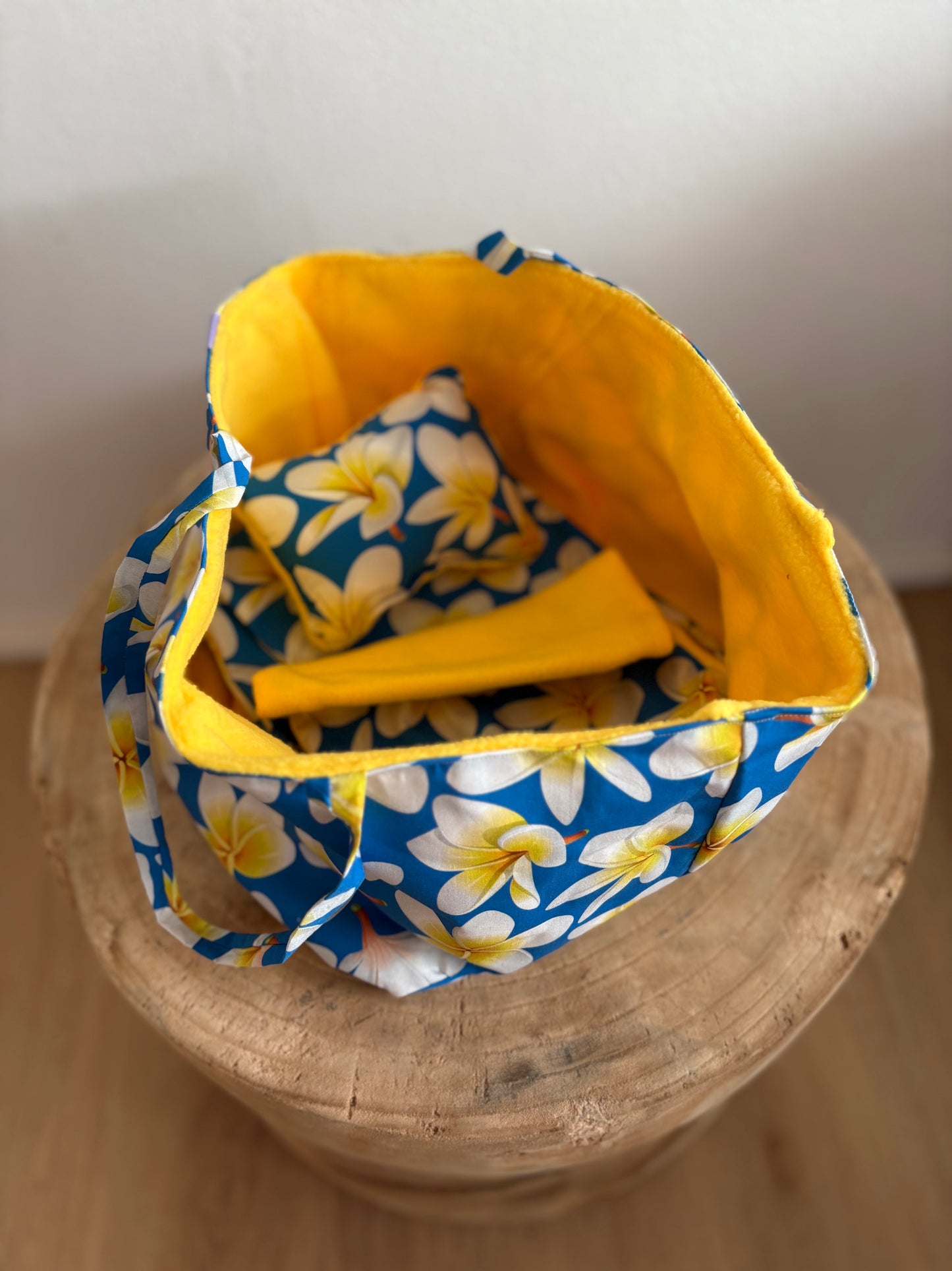 Carry Bag Set (Blue Foral Design)