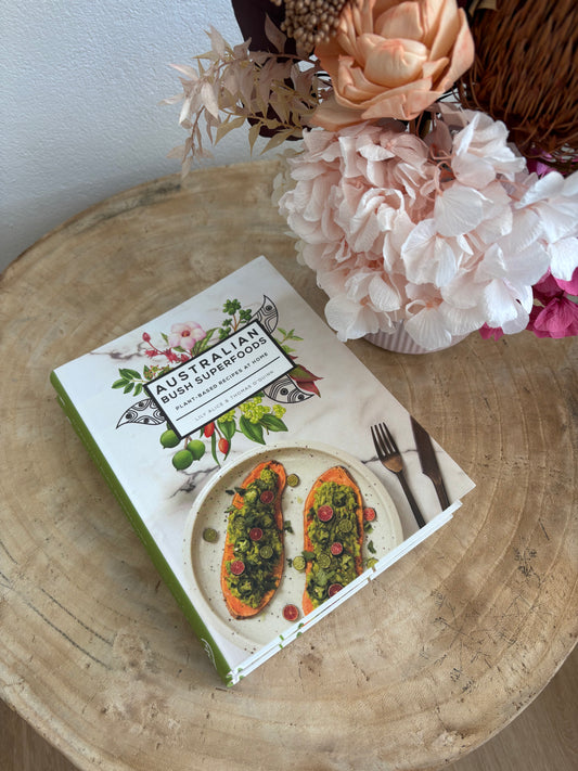 Australian Bush Superfoods by Lily Alice & Thomas O'Quinn (Paper Back)