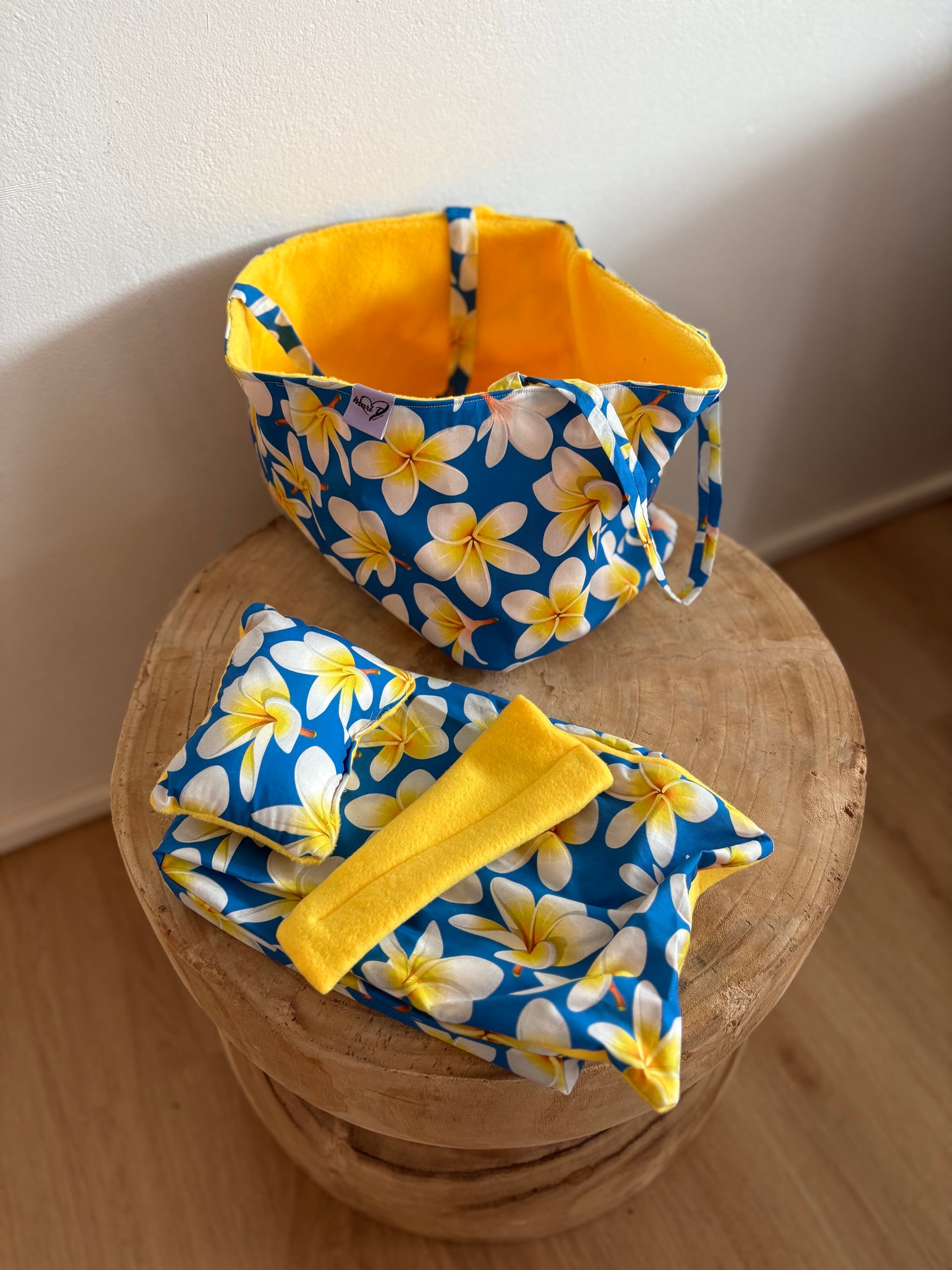 Carry Bag Set (Blue Foral Design)