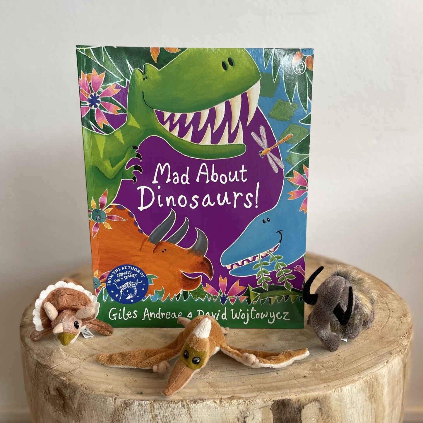 Mad About Dinosaurs by Giles Andreae (Paper Back)